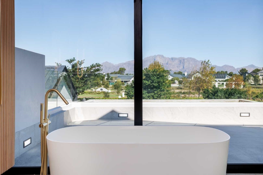 7 Bedroom Property for Sale in Val De Vie Estate Western Cape